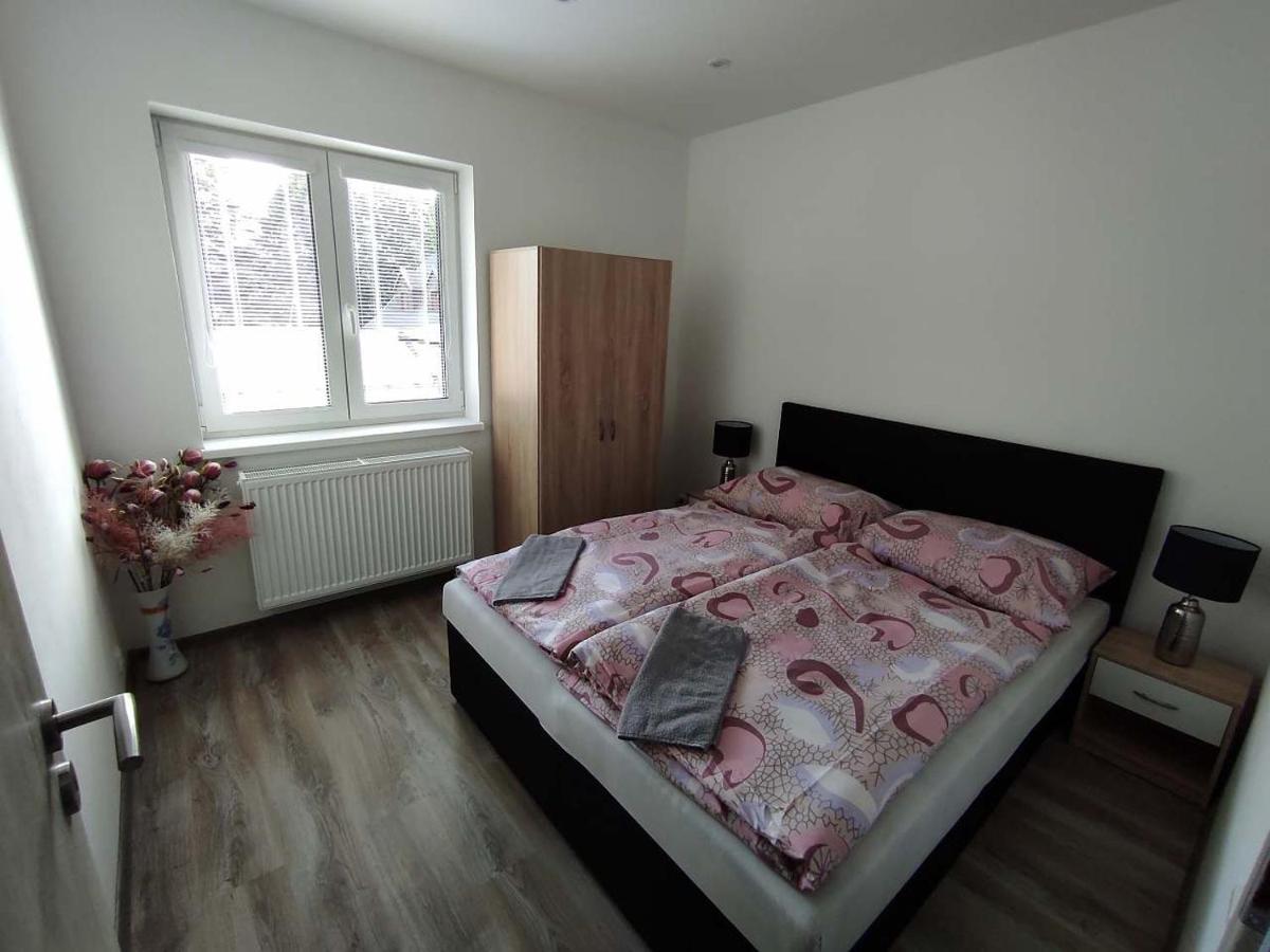 Květinové apartmány u Jordů Marenice Esterno foto