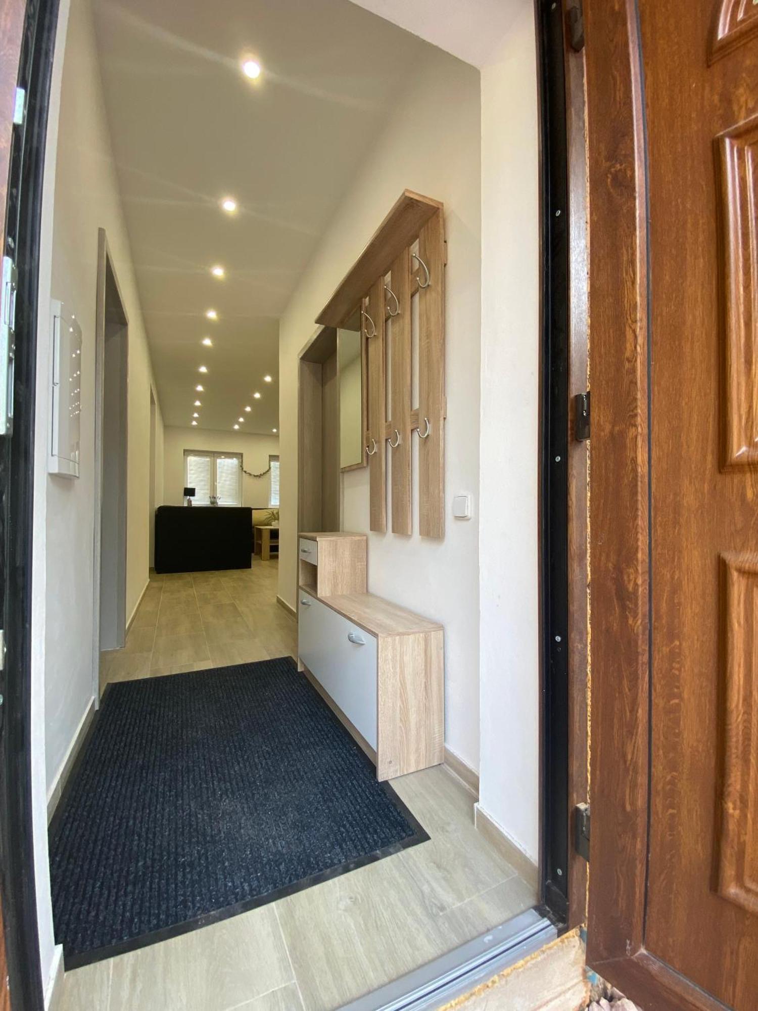 Květinové apartmány u Jordů Marenice Esterno foto