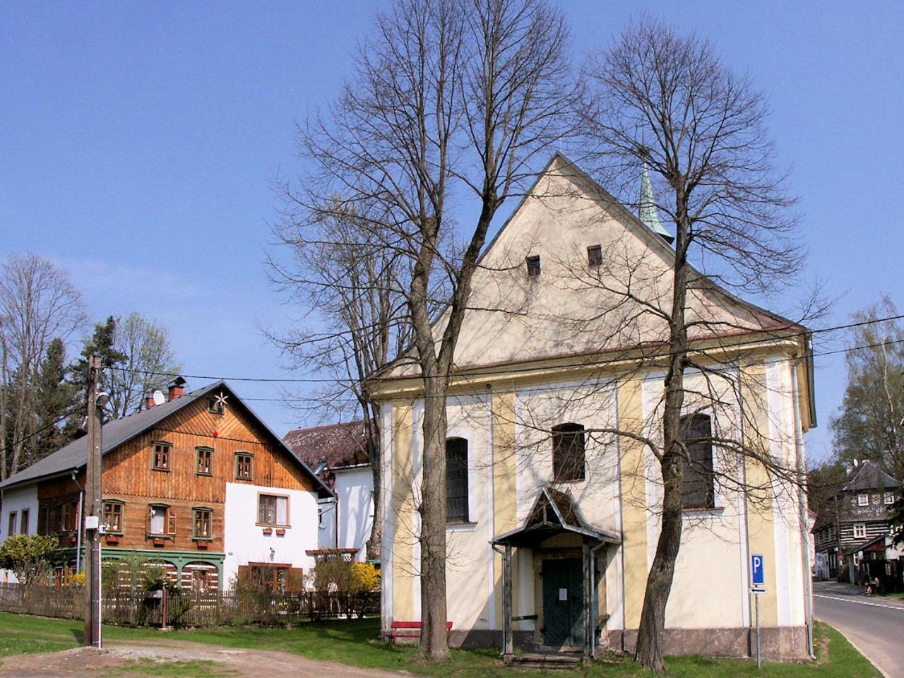 Květinové apartmány u Jordů Marenice Esterno foto